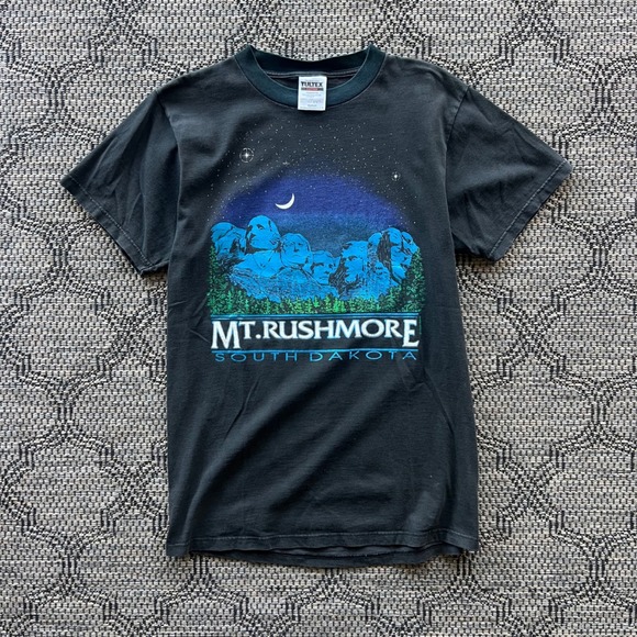 Tultex Other - Vintage Mt Rushmore T-Shirt Mens Medium Black‎ Graphic South Dakota Souvenir Tee